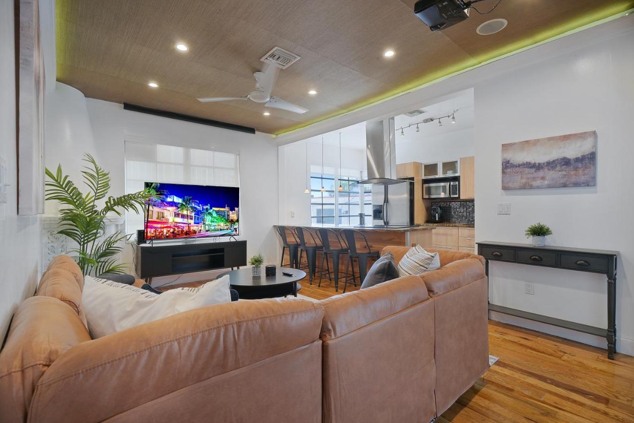 Appartamento Large & Bright Sleep Up To 8 Only 2Min From Ocean! Miami Beach Esterno foto