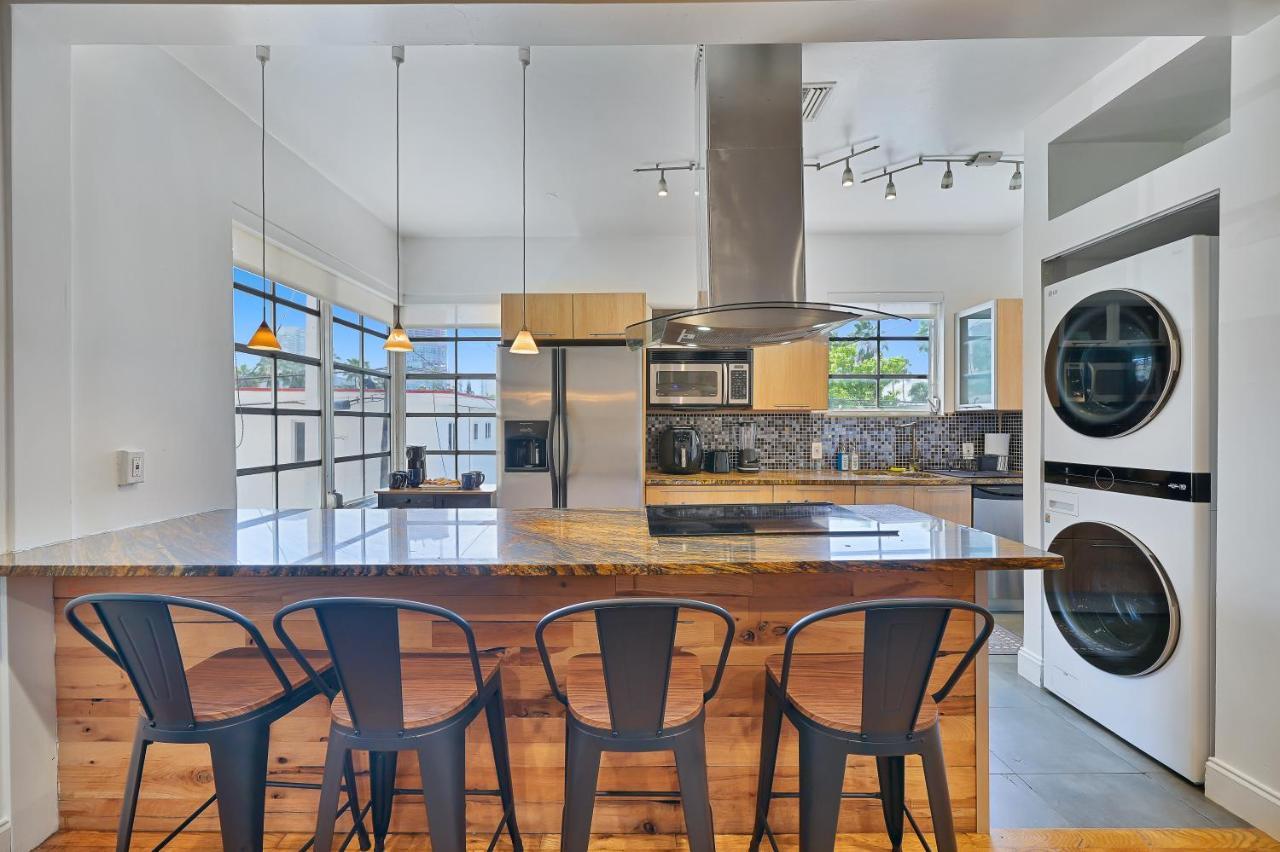 Appartamento Large & Bright Sleep Up To 8 Only 2Min From Ocean! Miami Beach Esterno foto