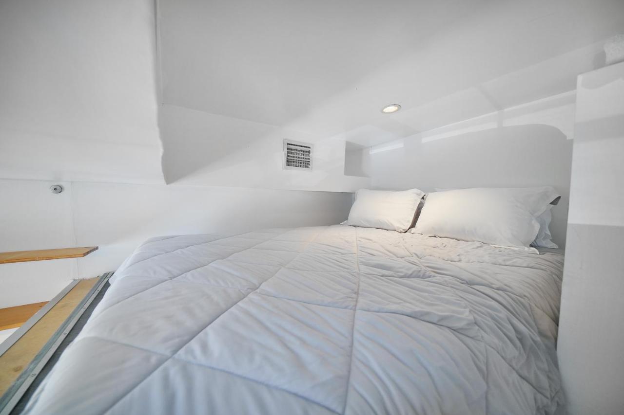 Appartamento Large & Bright Sleep Up To 8 Only 2Min From Ocean! Miami Beach Esterno foto