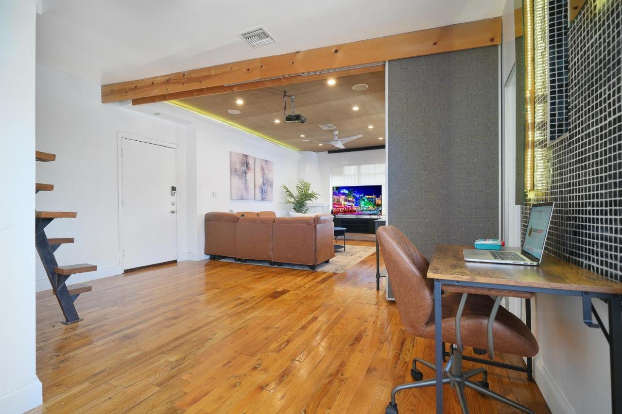 Appartamento Large & Bright Sleep Up To 8 Only 2Min From Ocean! Miami Beach Esterno foto