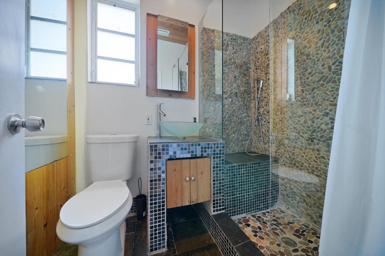 Appartamento Large & Bright Sleep Up To 8 Only 2Min From Ocean! Miami Beach Esterno foto